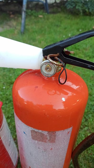 Вогнегасники порошкові