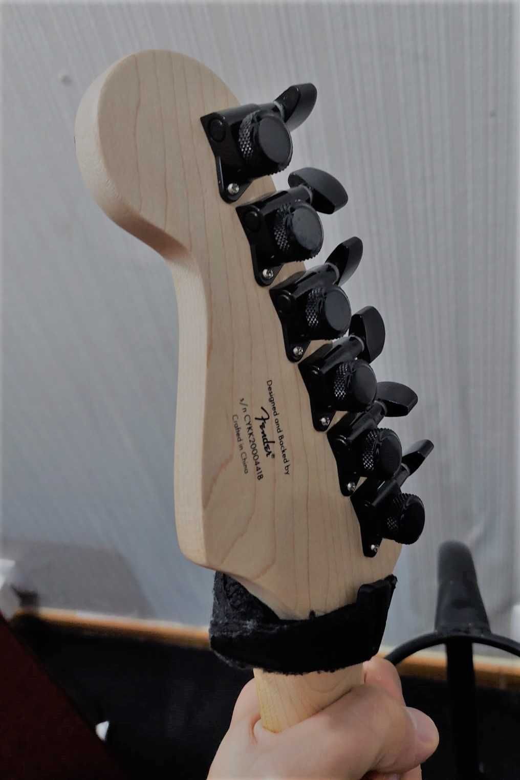 Guitarra Fender Squier Contemporary c/ seymour duncan