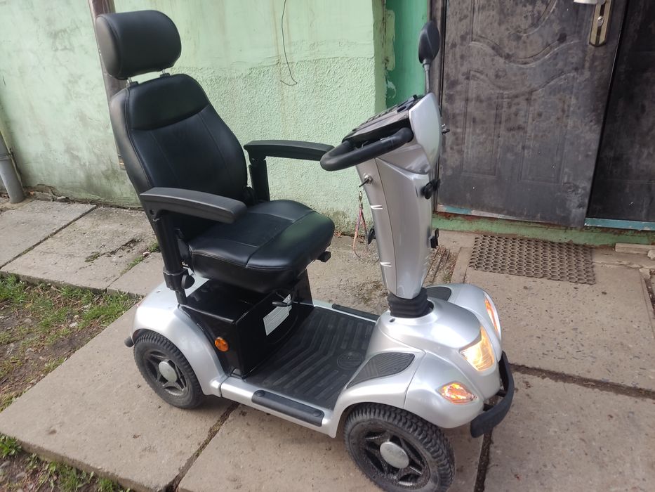 Інвалідний візок електричний