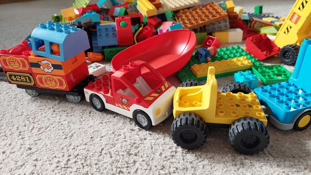 Duzy zestaw klocków Lego DUPLO