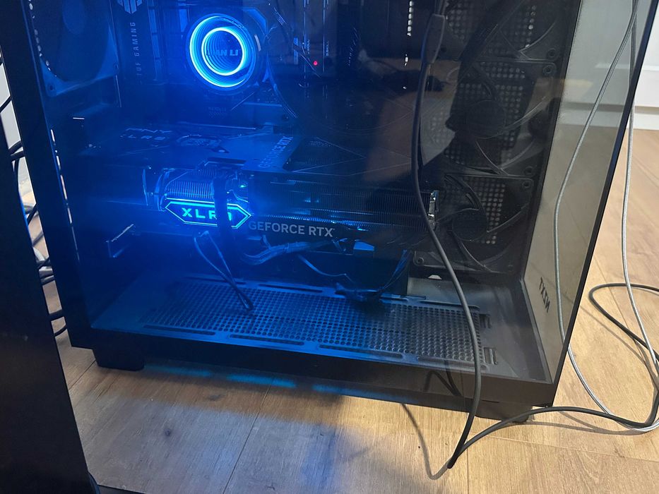 Grafika GeForce RTX 4070 Ti XLR8 Gaming Verto Epic-X RGB 12GB GDDR6X