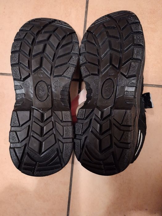 Sprzedam nowe buty robocze