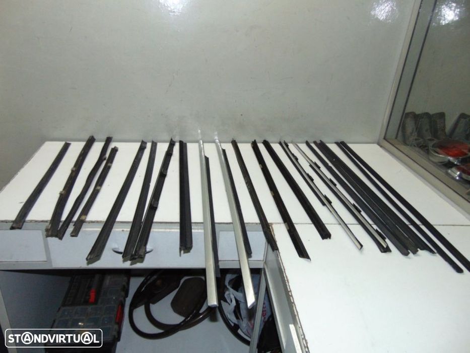 BMW E30 - raspadores de vidros