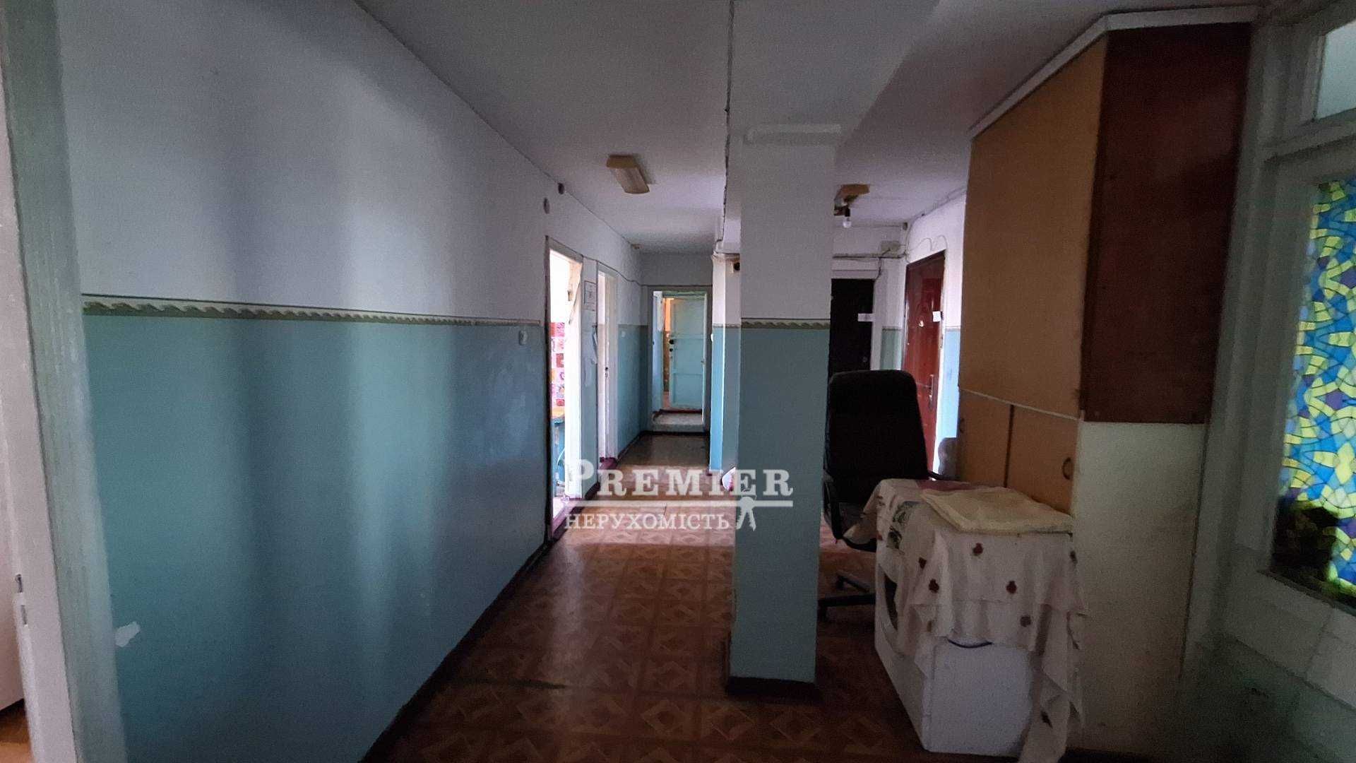 У продажу кімната 17 кв. у гуртожитку