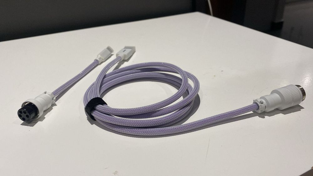 Kabel spiralny do klawiatury CableMod Pro (lawendowy, USB A do USB C