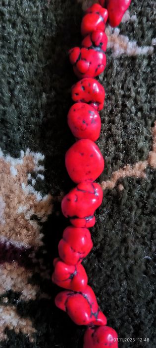 Буси Червоний корал 46 см