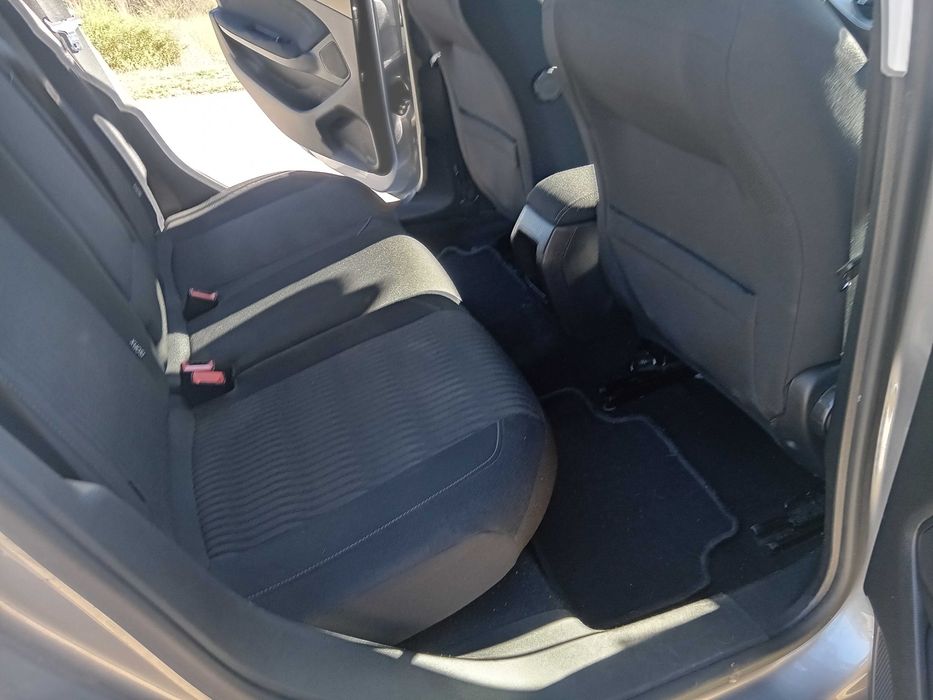 Peugeot 308 SW tecto panorâmico