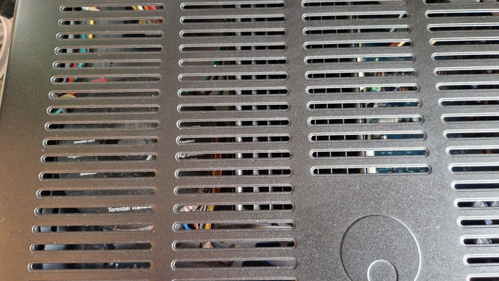 Amplificador Cambridge Audio Topaz SR10 – Som Puro, Potência e Clareza