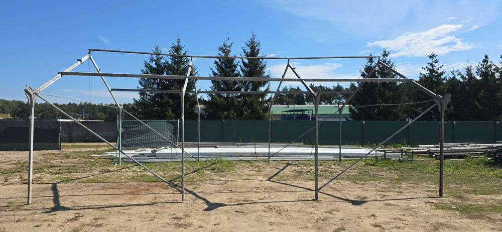 Wiata zadaszenie konstrukcja  garaż.