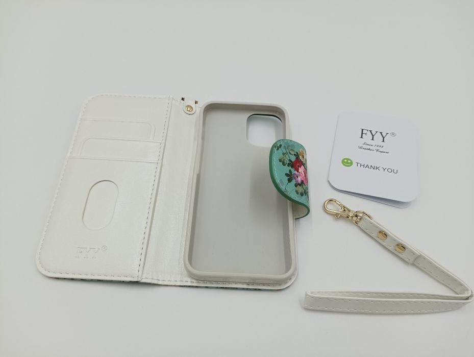 Etui zamykane do iPhone 12