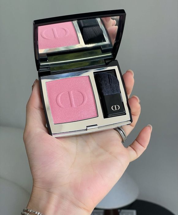 Рум’яна Dior Rouge 212 TUTU Holografic