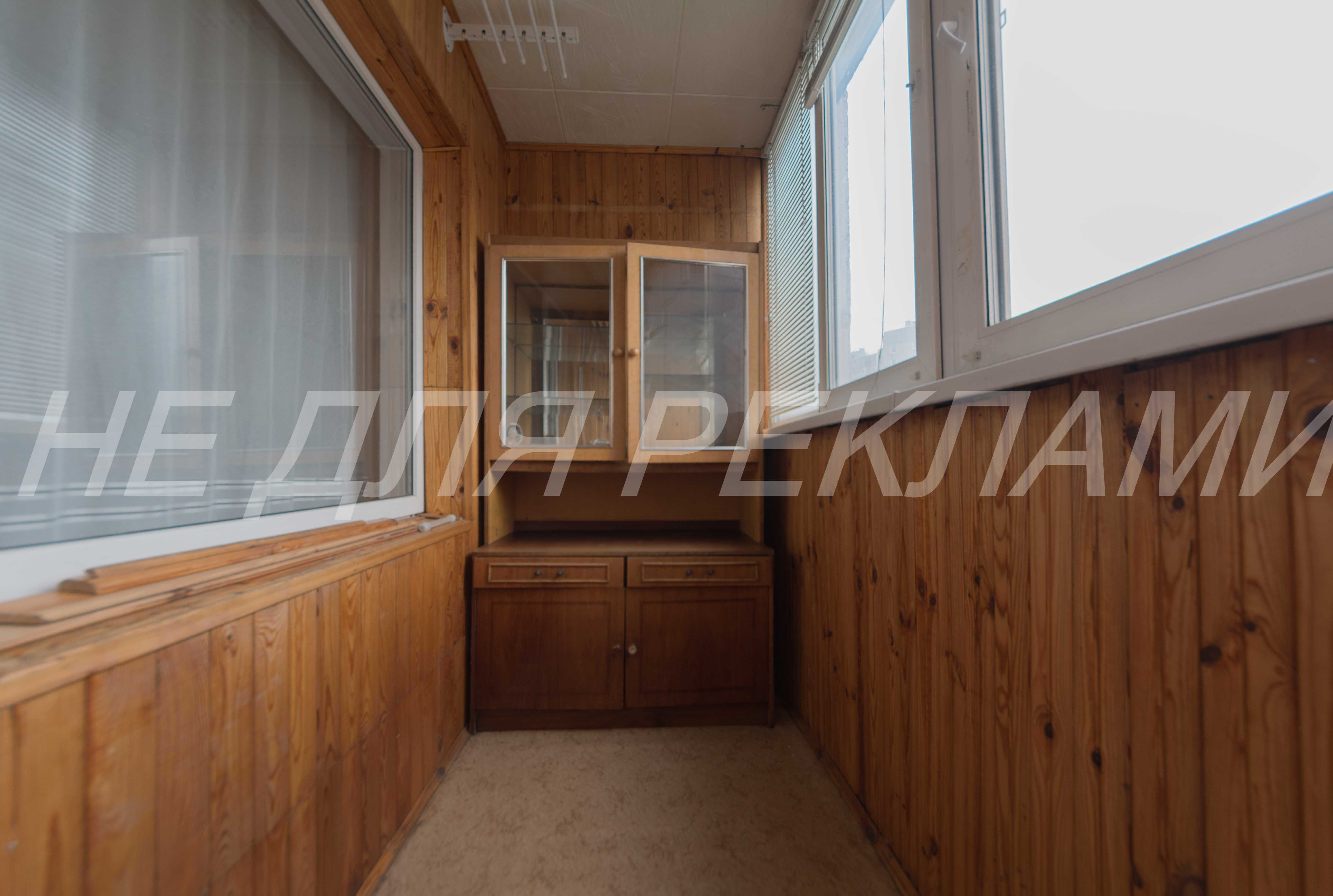 Без %! Виноградар. Продаж 3 к 72 м2 з ремонтом, вул. Н.Ужвій, 4.