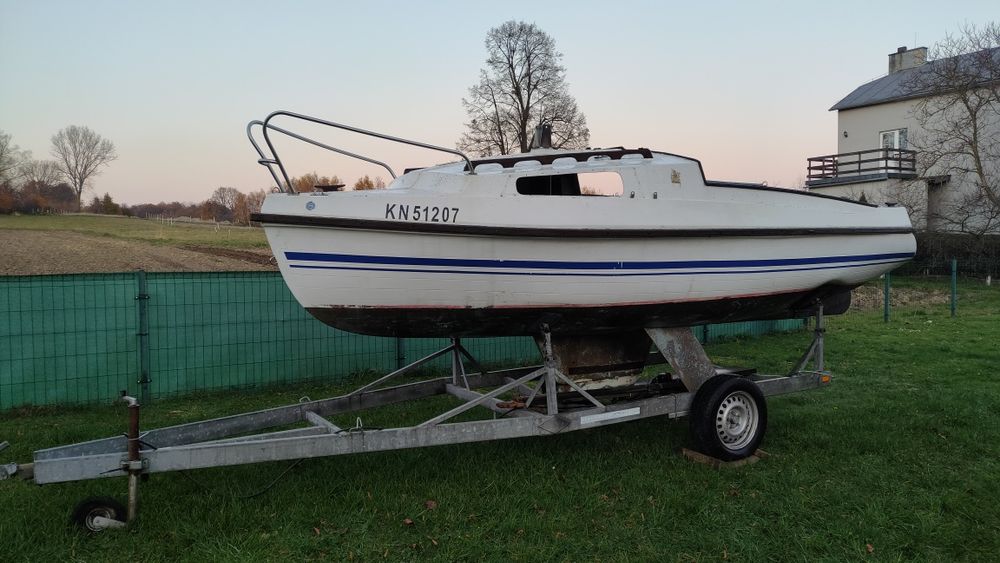 Zagłówka/Łódka / Przyczepa podłodziowa/Harbeck