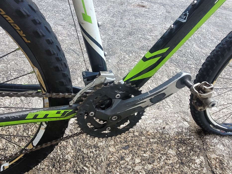 Specialized Rockhopper Comp, precisa revisão