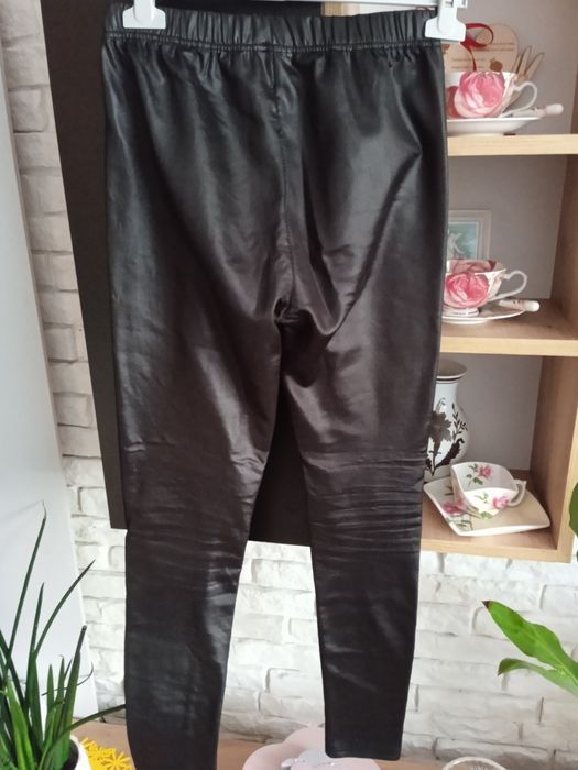 Spodnie damskie legginsy skórzane