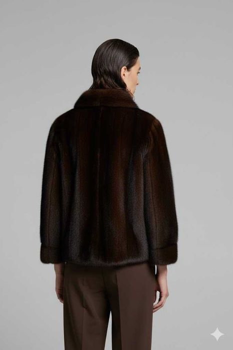 Норковая шуба  Италия новая коллекция норка Saga Furs