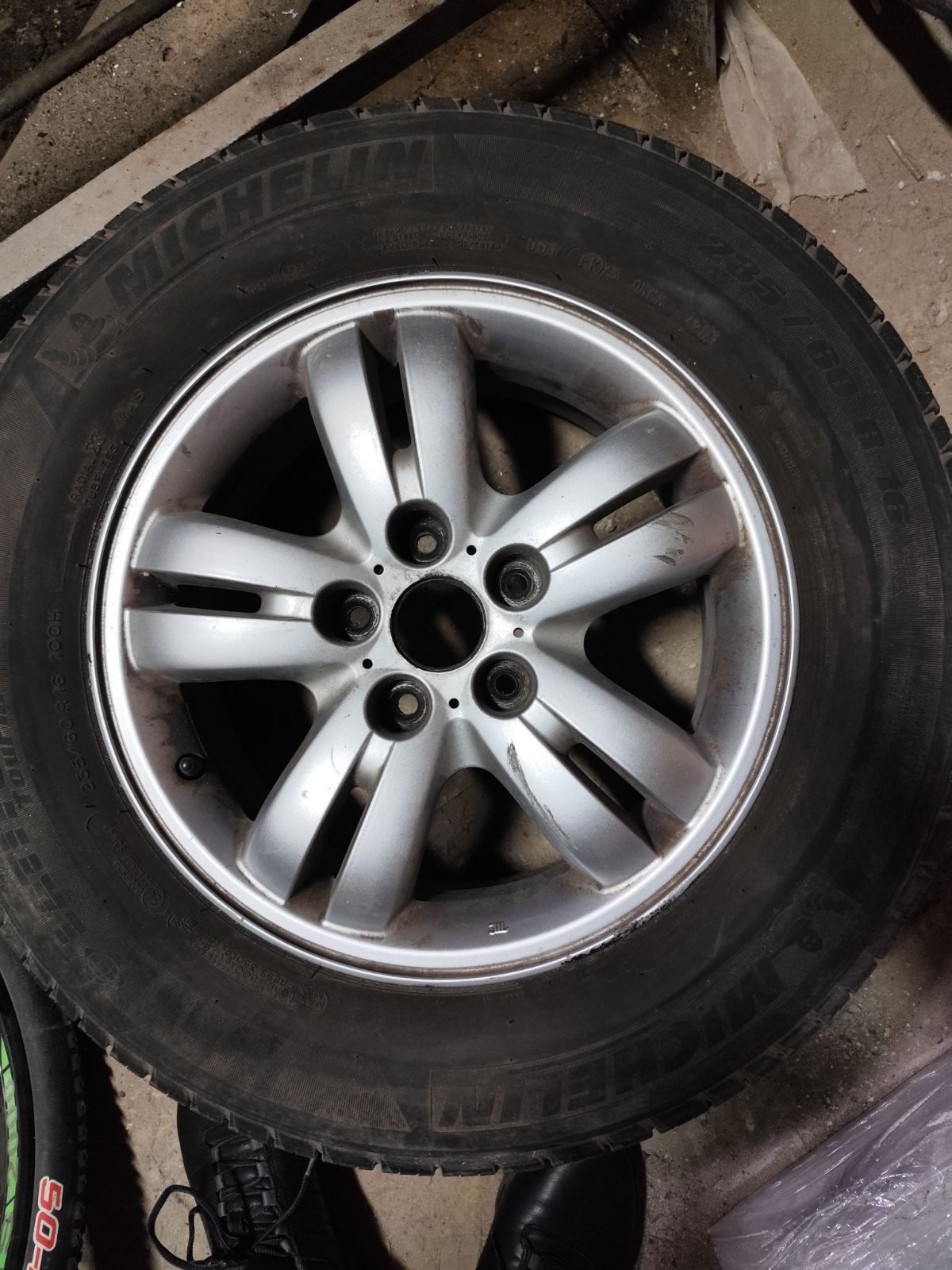 Автошина Hyundai Tucson michelin latitude tour HP 235 60 r16