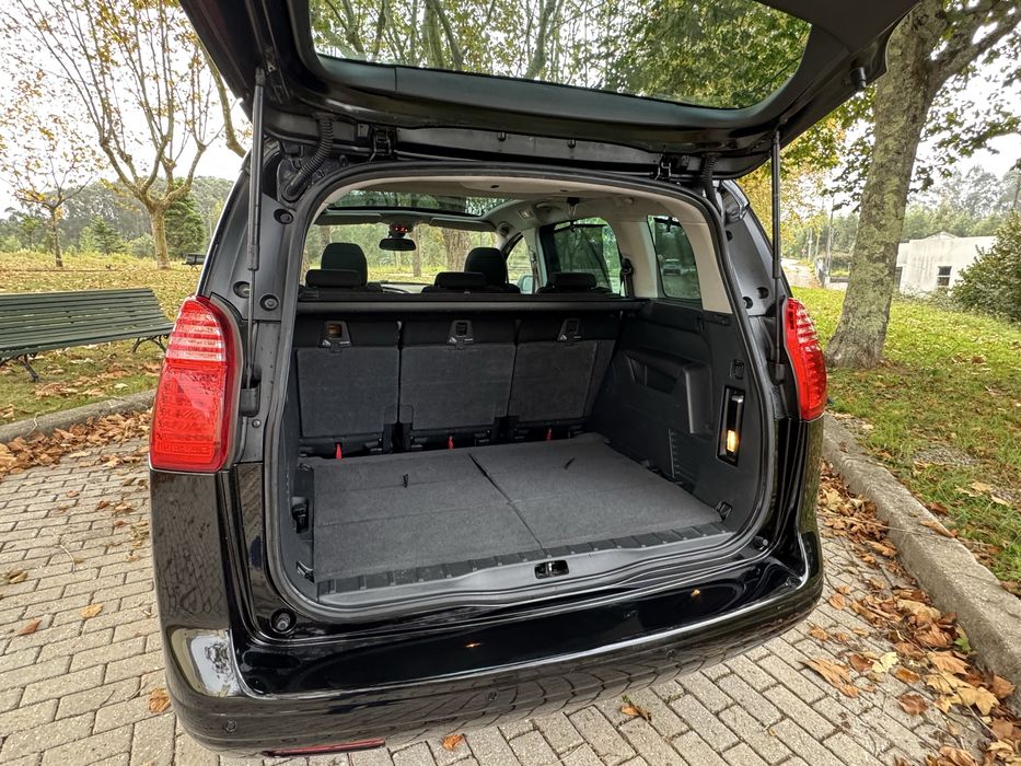 Peugeot 5008 1.6 HDI Platinum