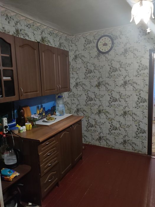 Продам 2 кім в гуртожитку S=36.9кв.м.Піонерська.