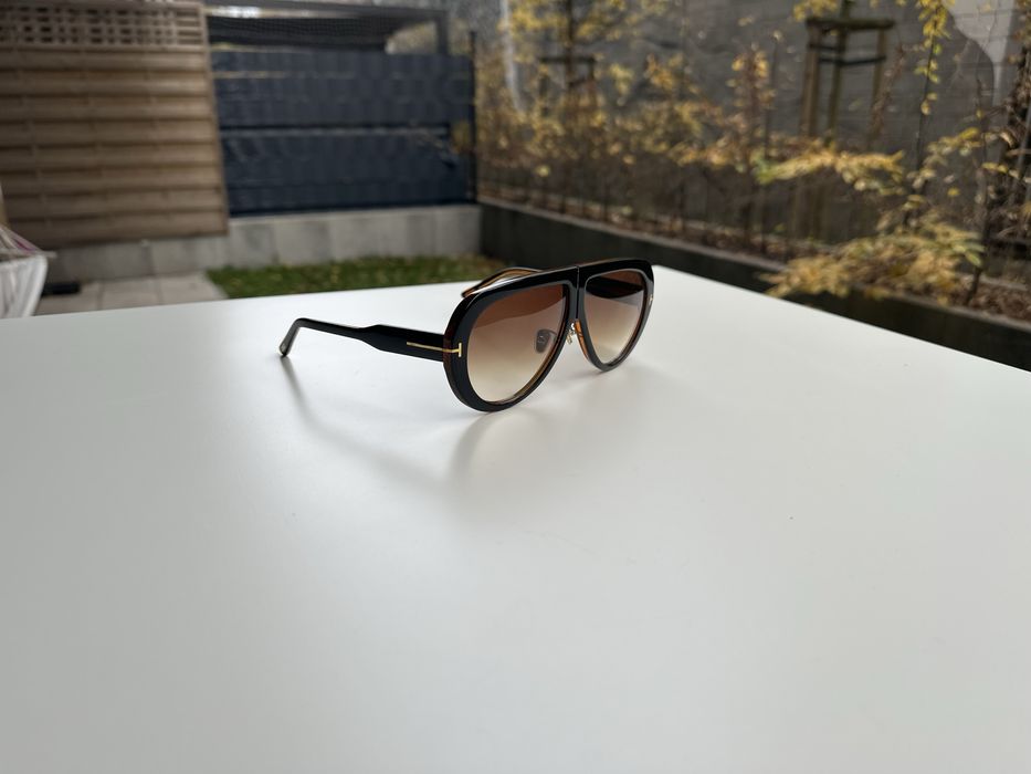 Okualry przeciwsloneczne Tom Ford Troy