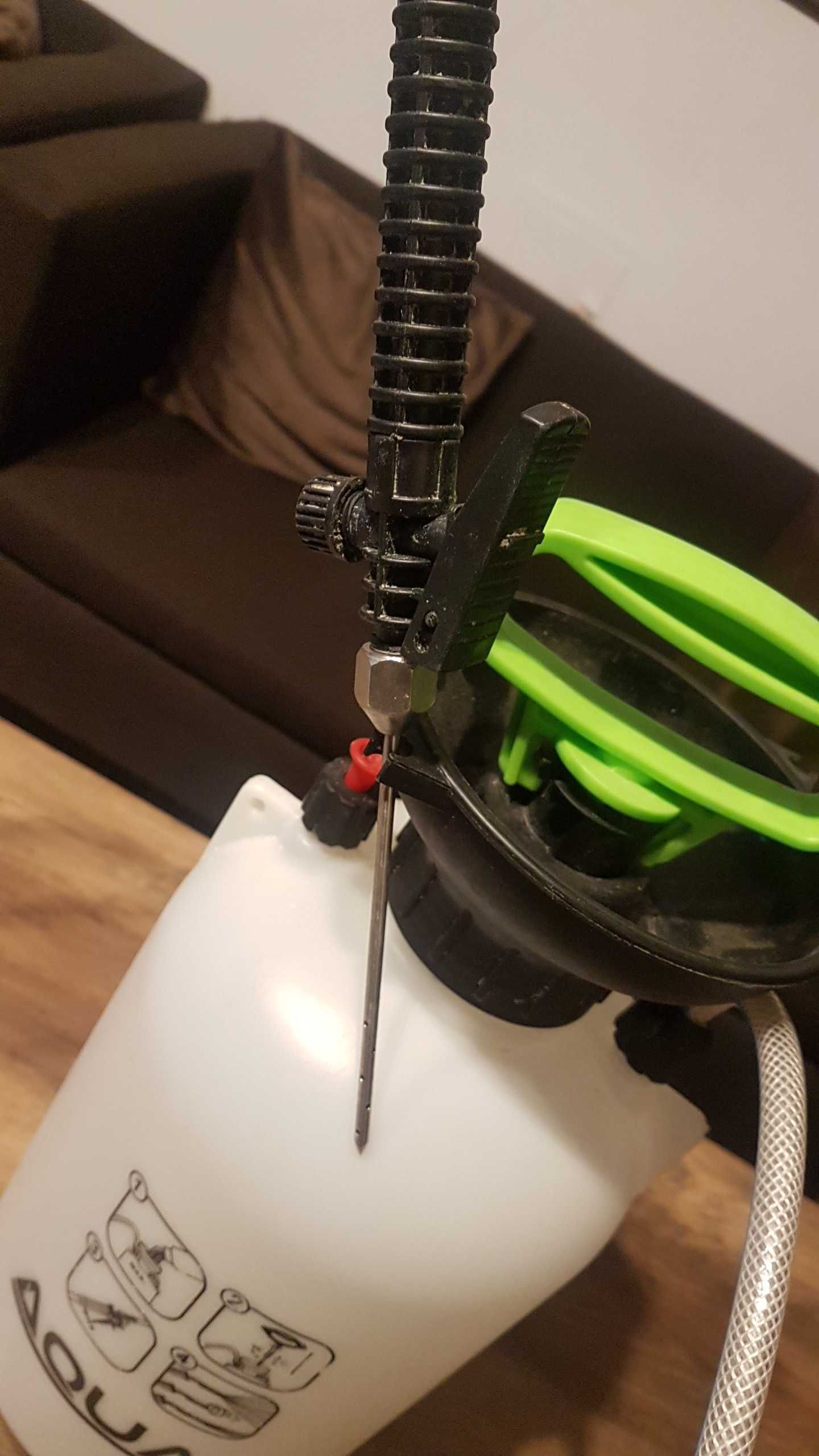 Nastrzykiwarka strzykawkowa do mięs