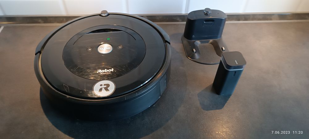 iRobot Roomba e5