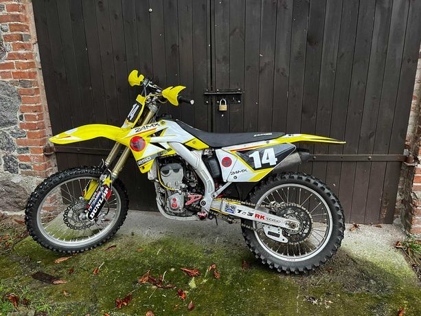 Suzuki RMZ 250 Akrapovic