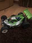 Carro tt 1/8 telecomandado