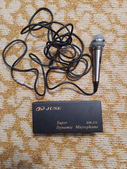 Продам микрофон LG для караоке