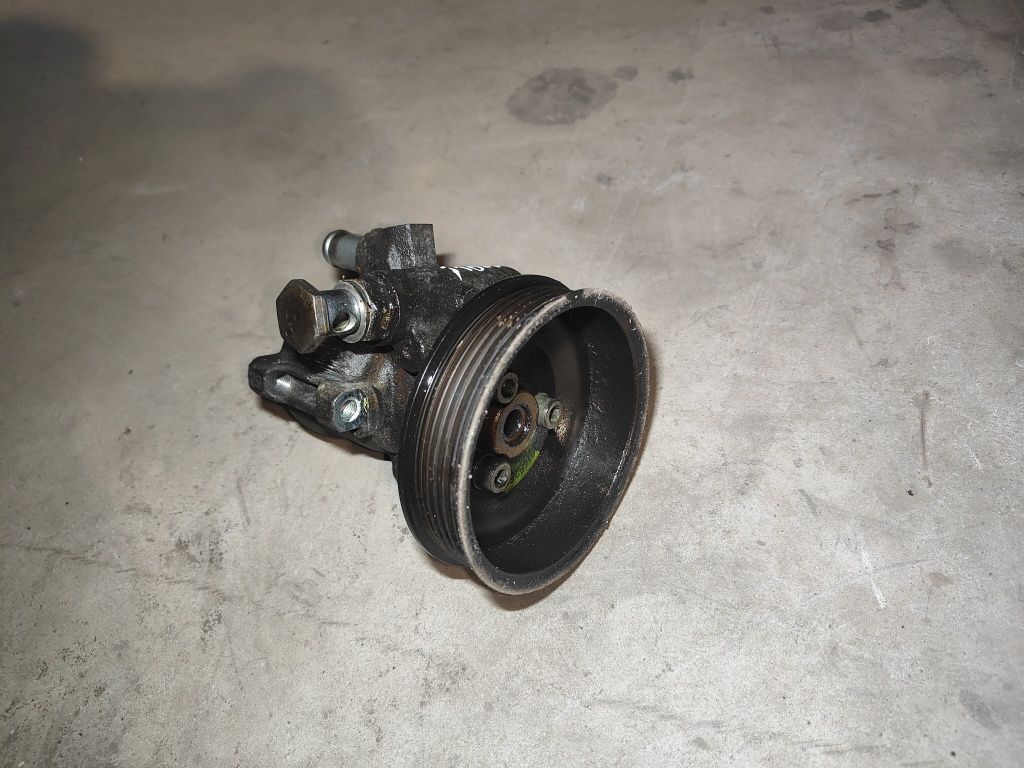 Golf 4 Bora Leon A3 1.4 1.6 1.8 2.0 pompa wspomagania 90BAR