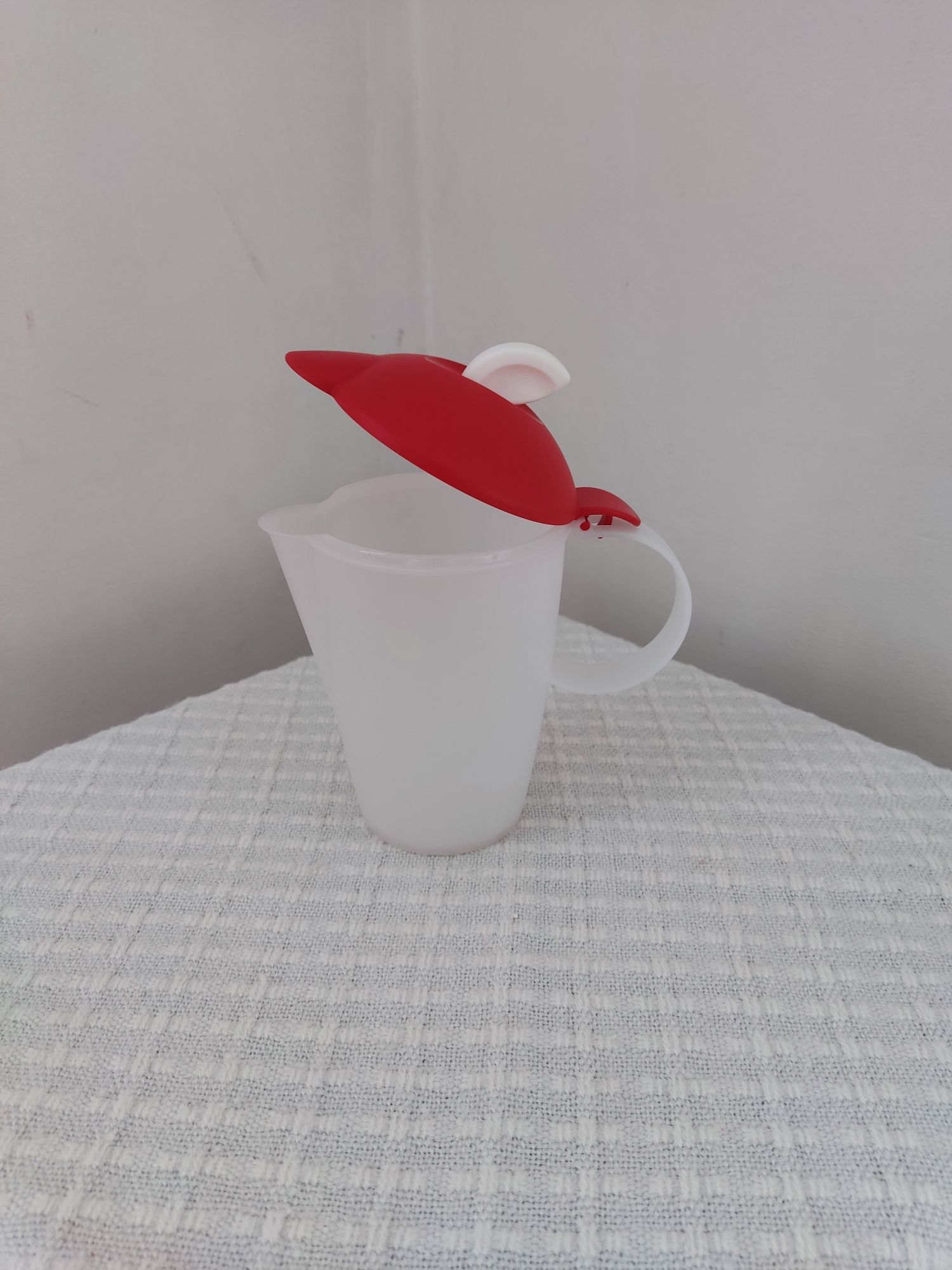 Tupperware dzbanek dzbanuszek mlecznik + GRATIS