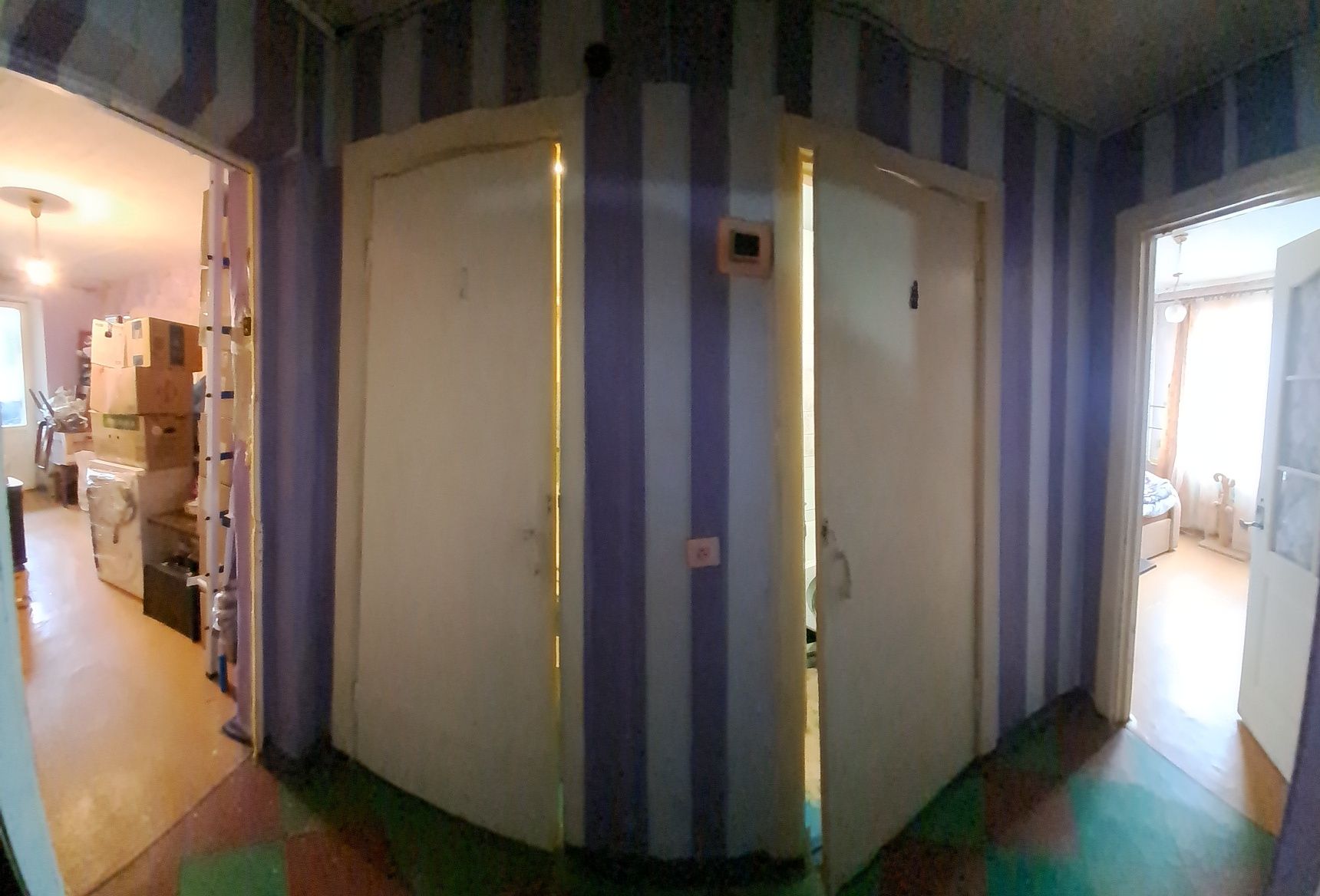 Продам трёх комнатную квартиру в Новомосковске.