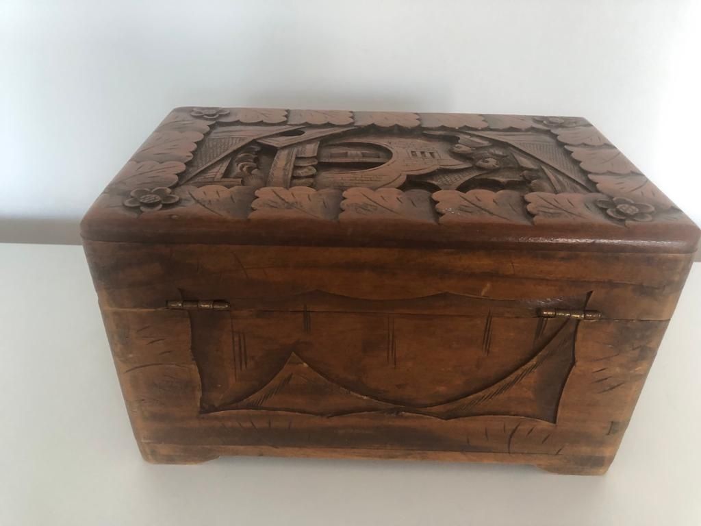 Kuferek szkatułka organizer drewniany rzeźbiony chiński