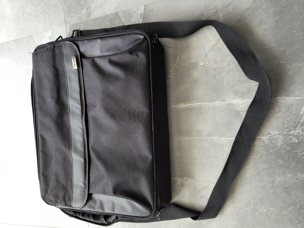 Torba na laptopa