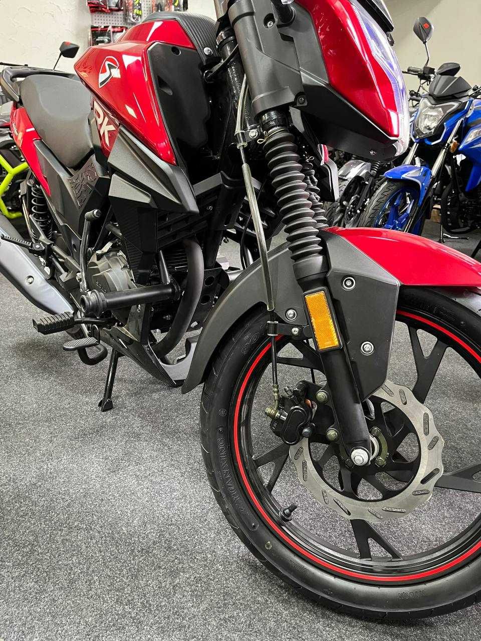 Мотоцикл SPARK SP200R-32