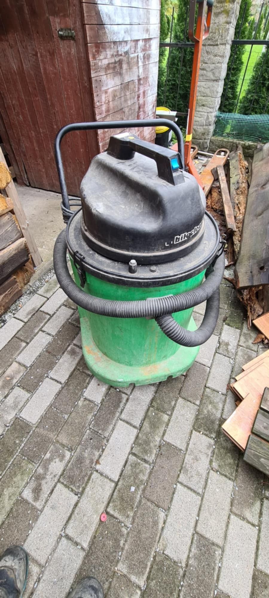 Odkurzacz do pracy na mokro