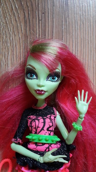 Lalka Venus monster high