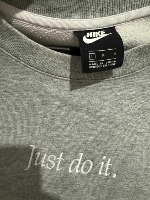 Szara bluza Nike