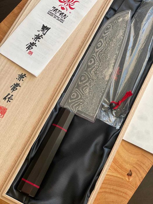 Nóż kuchenny KANETSUNE SEKI Namishibuki SG-2  Santoku 18cm+Saya KC-813