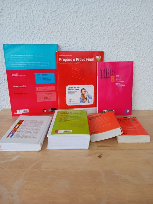 7 exemplares escolares