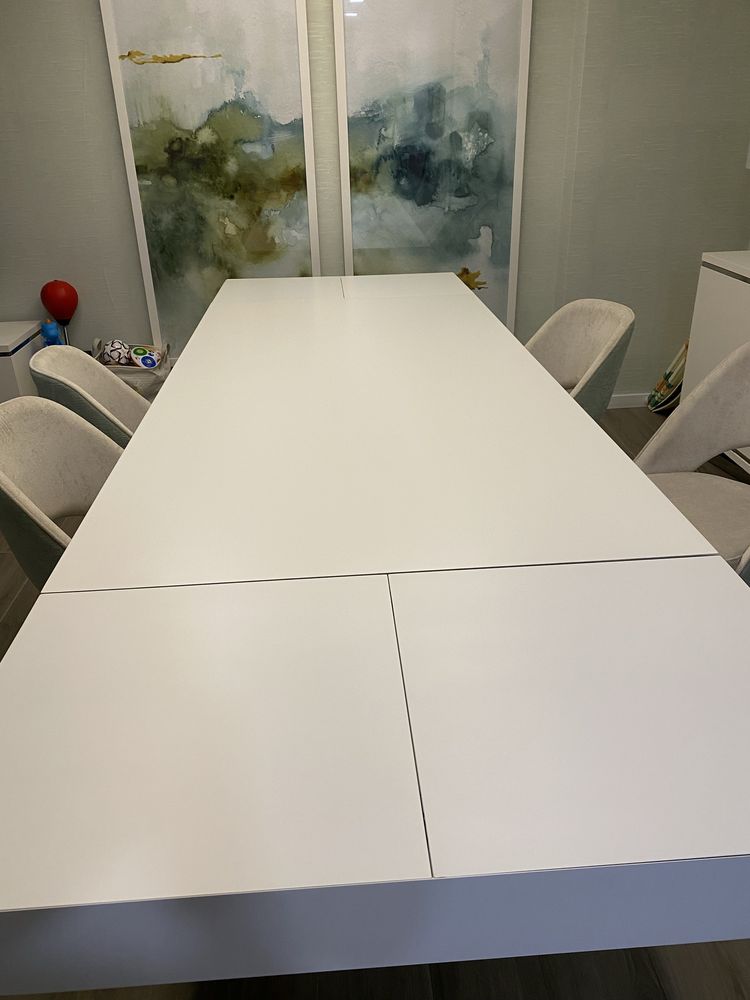 Mesa de sala de jantar com 6 cadeiras