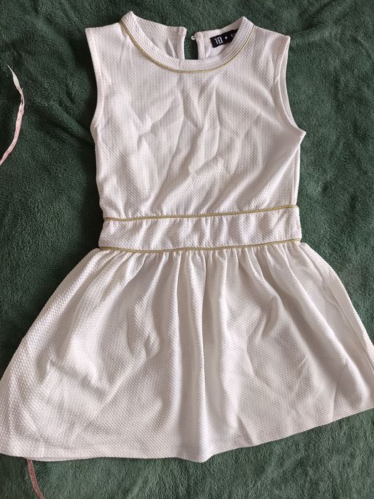 Biała sukienka 5 6 lat