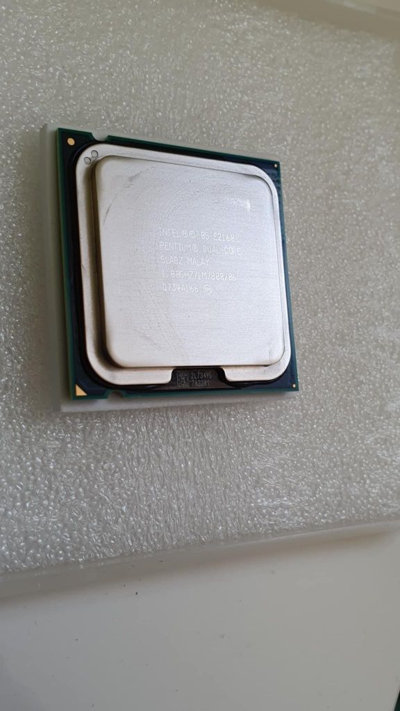Intel Pentium Dual-Core E2160