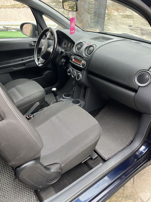 Mitsubishi Colt бензин механіка Start Stop