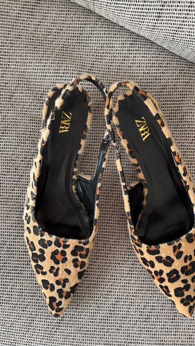 Leopardowe buty obcasy sandały Zara