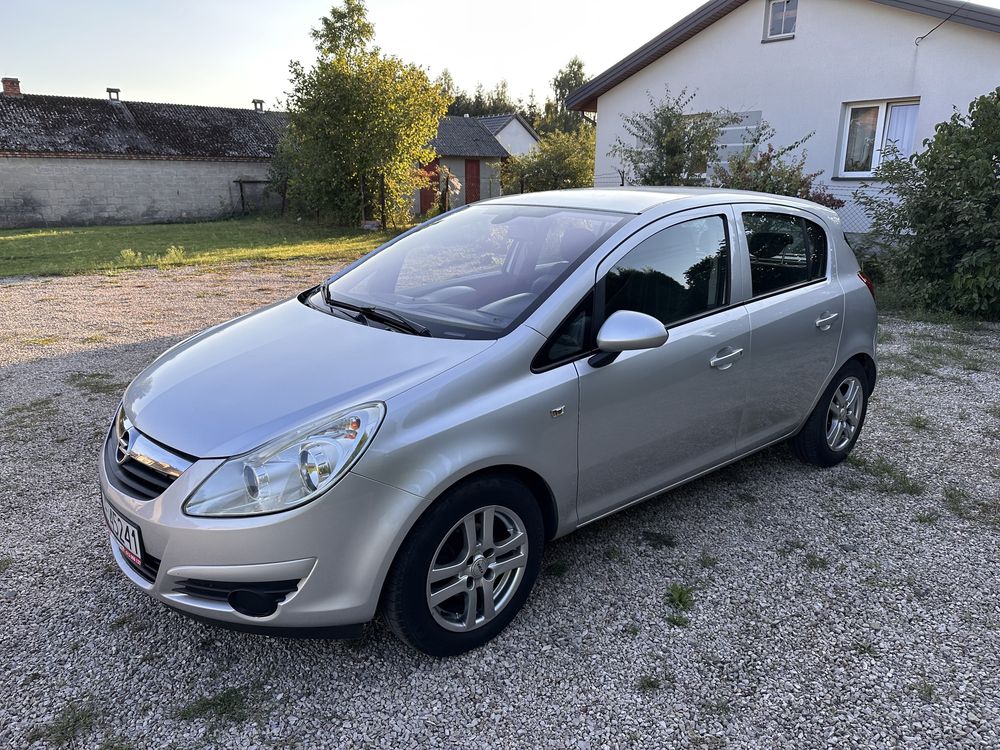 Corsa 1.2B, klimatronik, tempomat, duży wyświetlacz