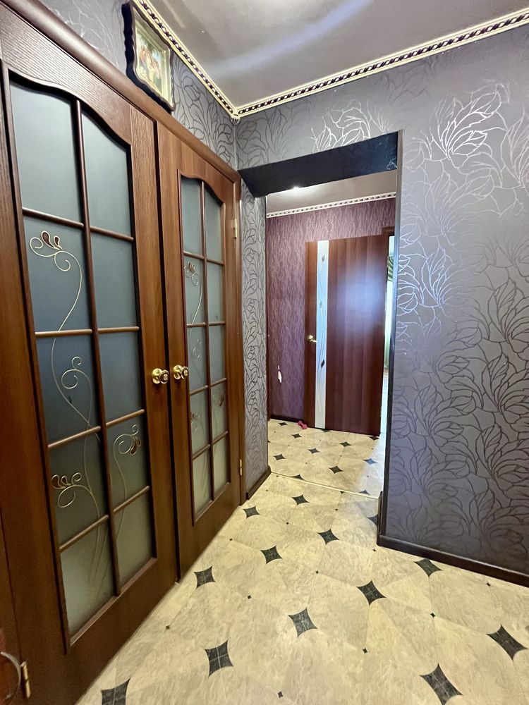 Продам велику, 4к квартиру 85м2, Шахтарське