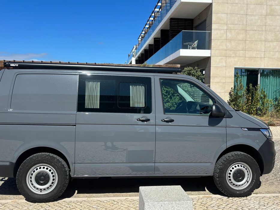 VW Transporter California T6.1 Beach Camper