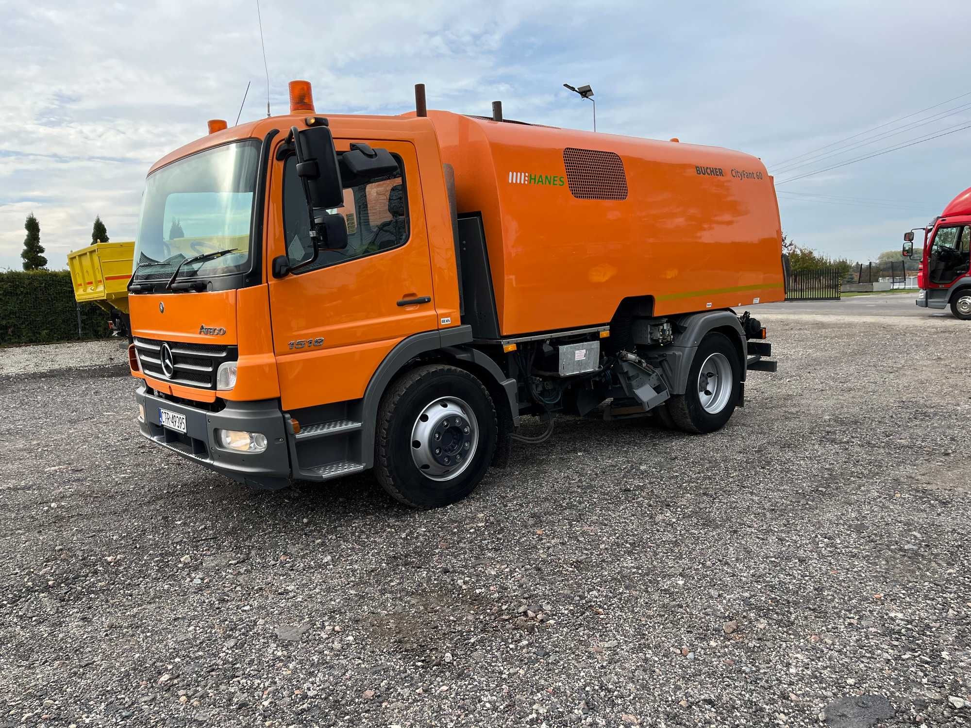 Mercedes ATEGO zamiatarka uliczna wynajem* Wynajem zamiatarka Mercedes