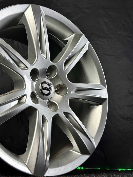 Диски Титани Легкосплавні 5x108 R17 8j et42 dia63.4 Volvo -NEW CE2